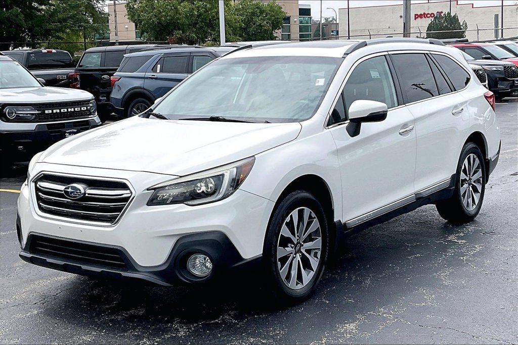 Used 2019 Subaru Outback 2.5i Touring AWD/4WD image 11