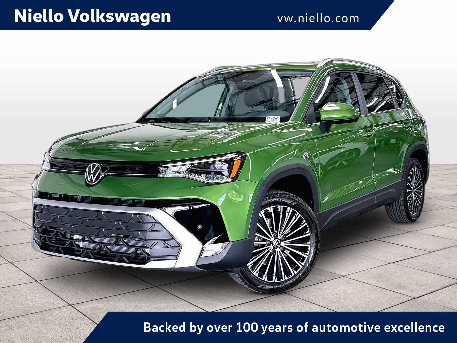 New 2027 Volkswagen Taos SE FWD image 1