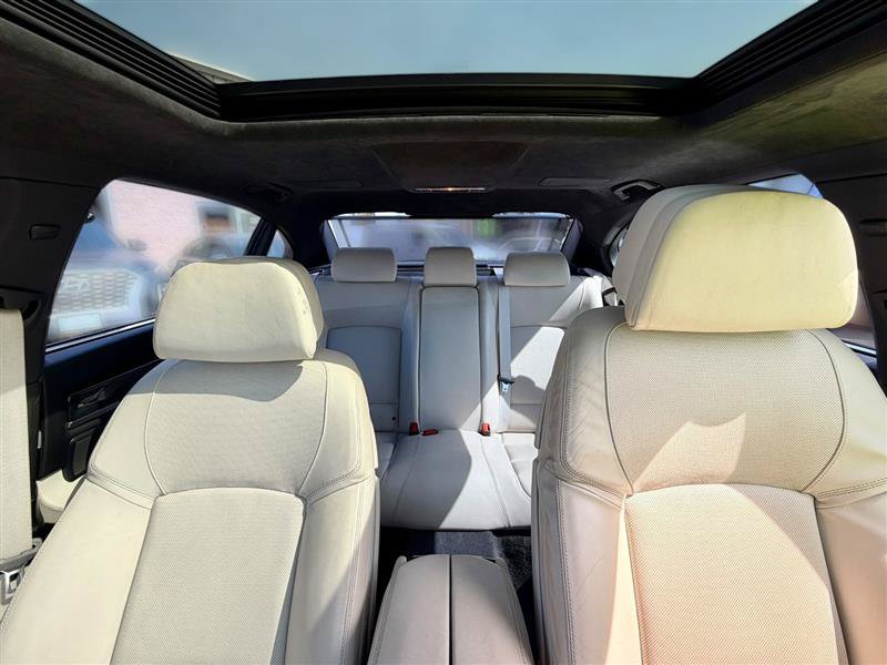 Used 2015 BMW 750Li xDrive AWD/4WD image 23