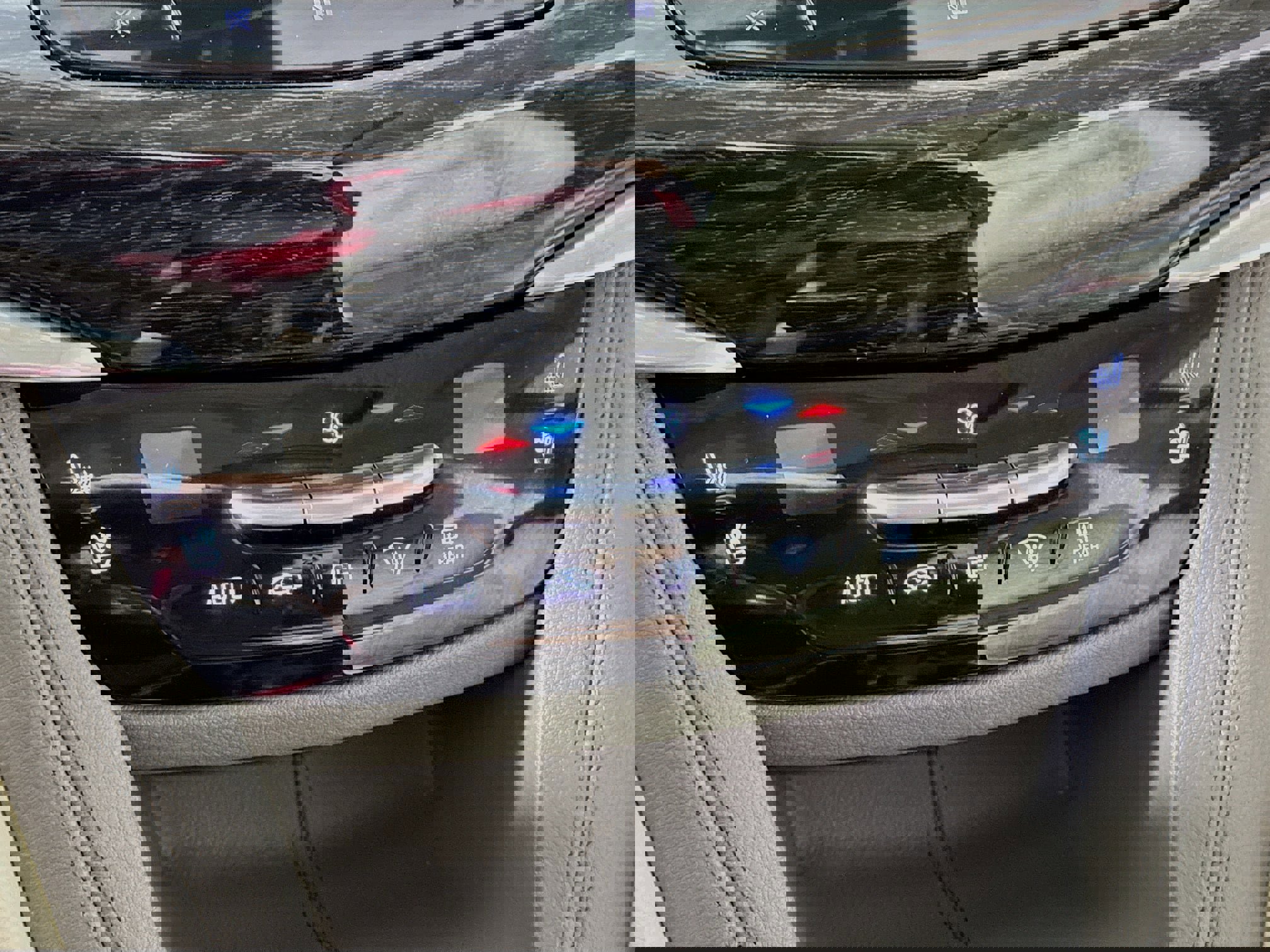 Used 2020 Cadillac XT6 Premium Luxury image 18