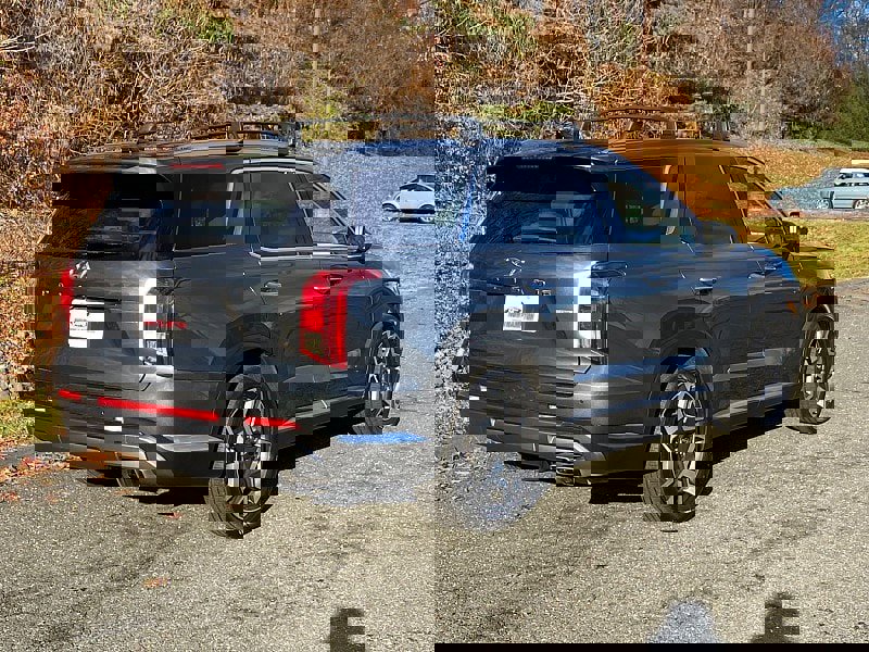 Used 2024 Hyundai Palisade Limited image 7