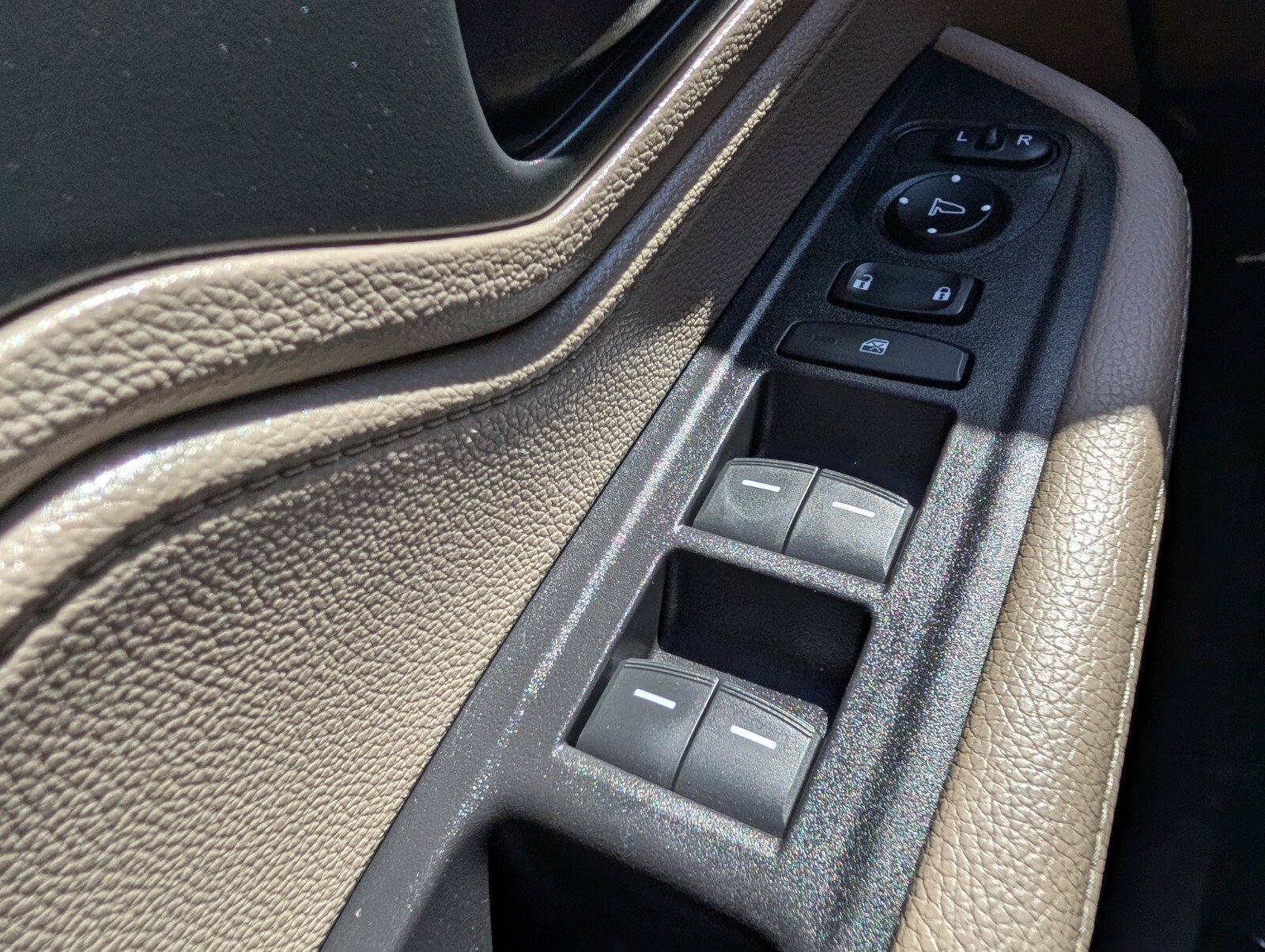 Used 2022 Honda Odyssey EX-L image 35