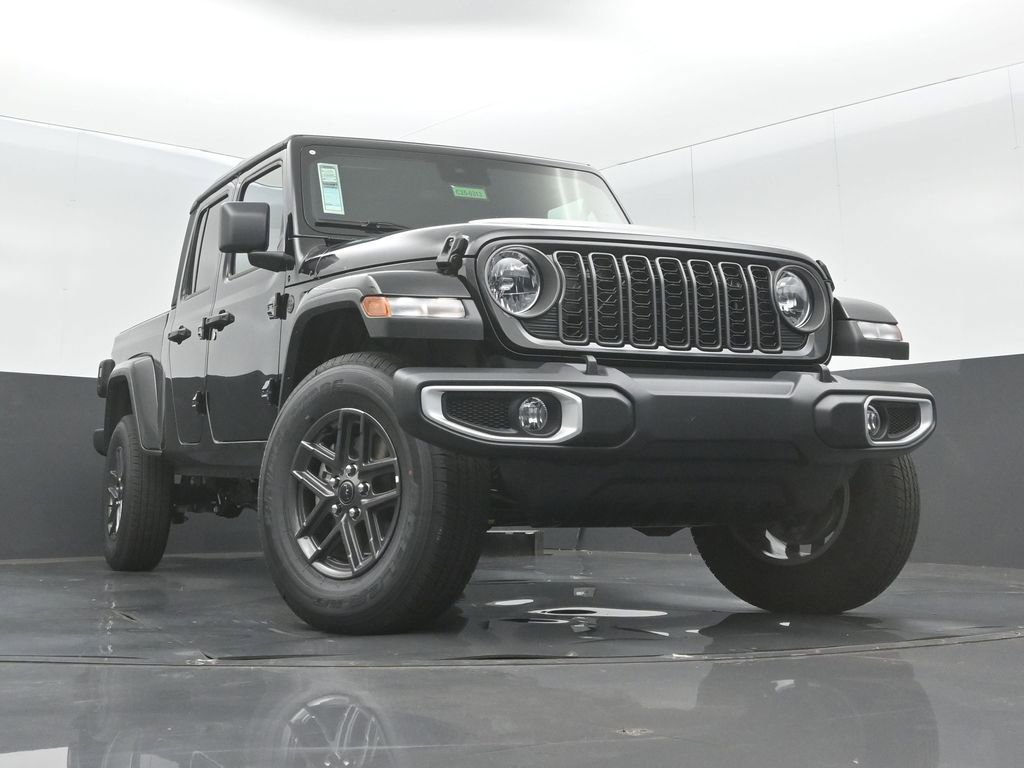 New 2025 Jeep Gladiator Sport AWD/4WD image 9