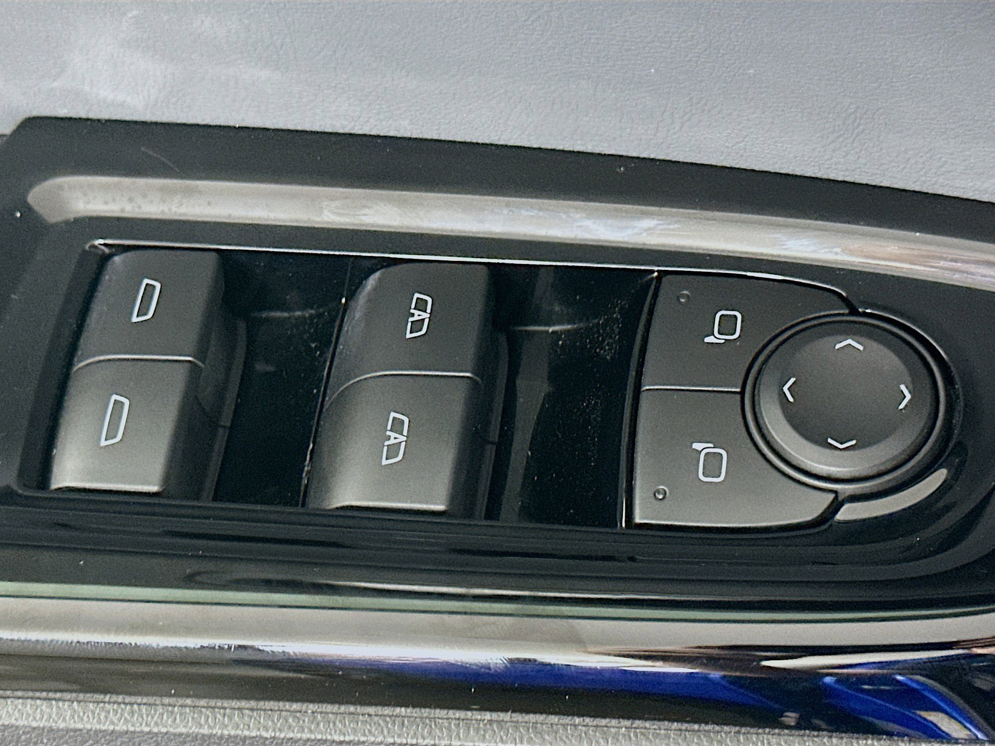 Used 2025 Honda Prologue Touring image 15