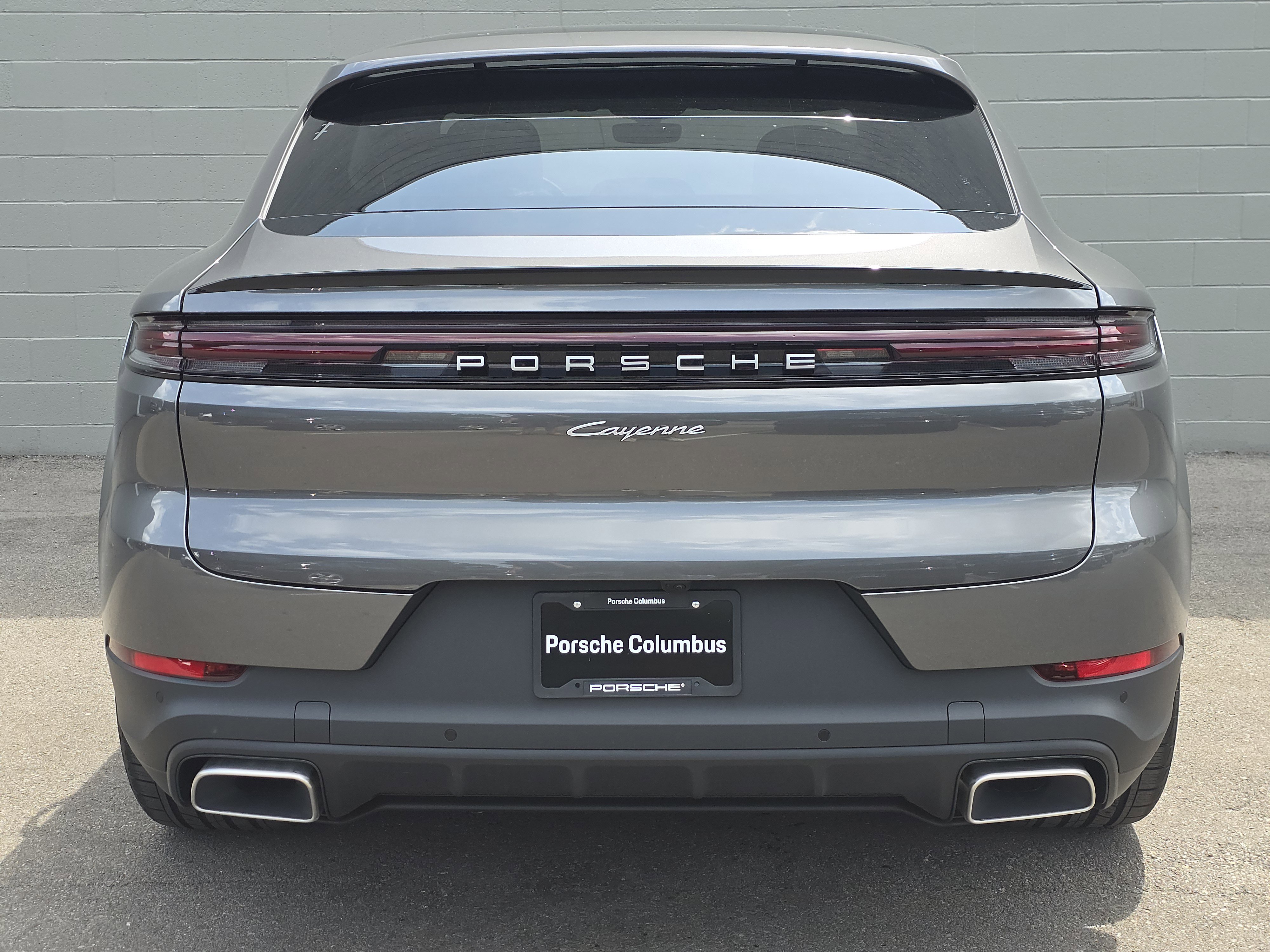 New 2025 Porsche Cayenne E-Hybrid image 8