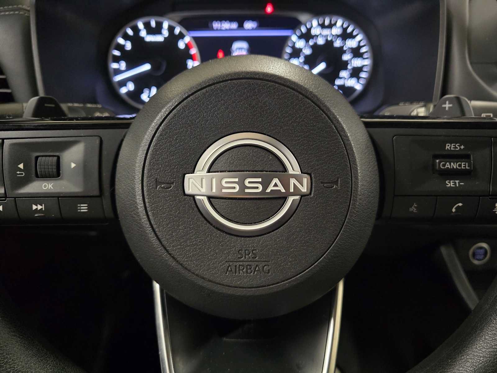 Used 2023 Nissan Rogue SV FWD image 23