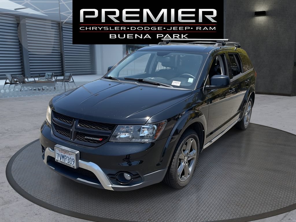 Used 2017 Dodge Journey Crossroad FWD image 1