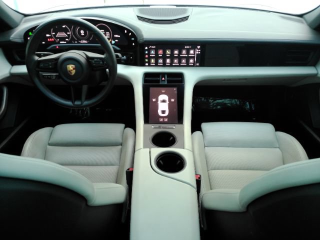 Used 2020 Porsche Taycan 4S AWD/4WD image 2