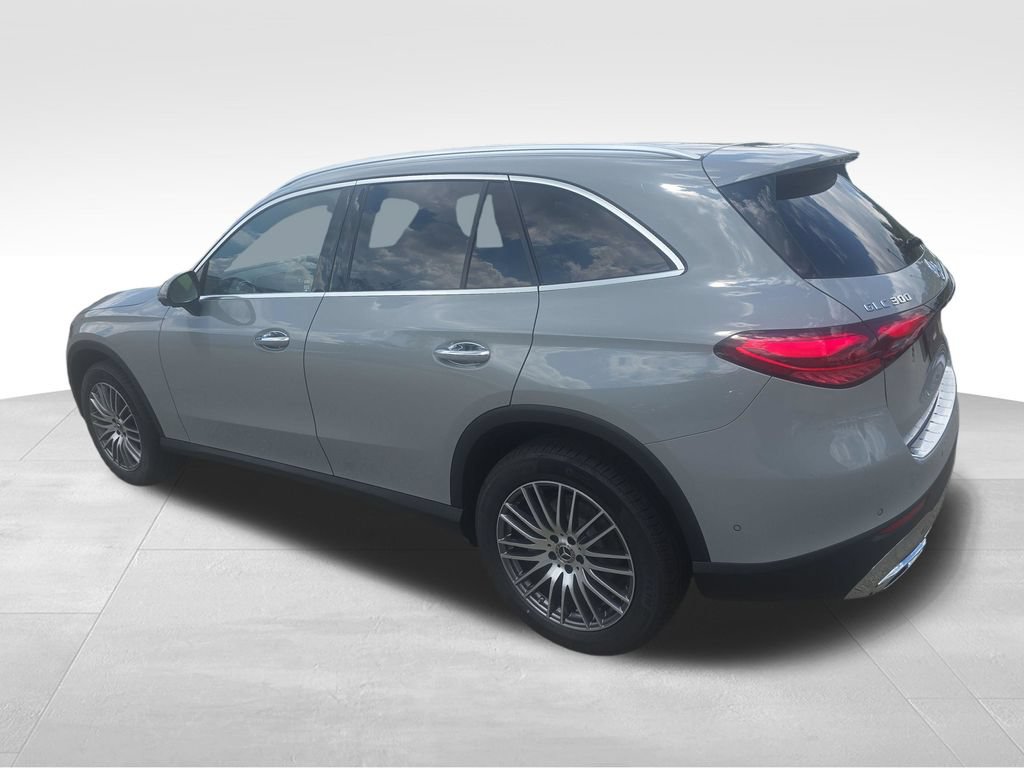 New 2026 Mercedes-Benz GLC 300 4MATIC image 3