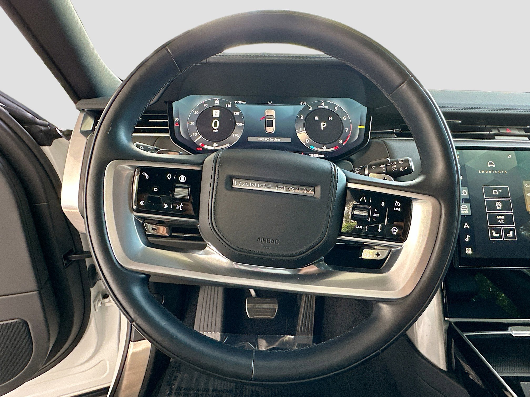 Used 2024 Land Rover Range Rover SE AWD/4WD image 10