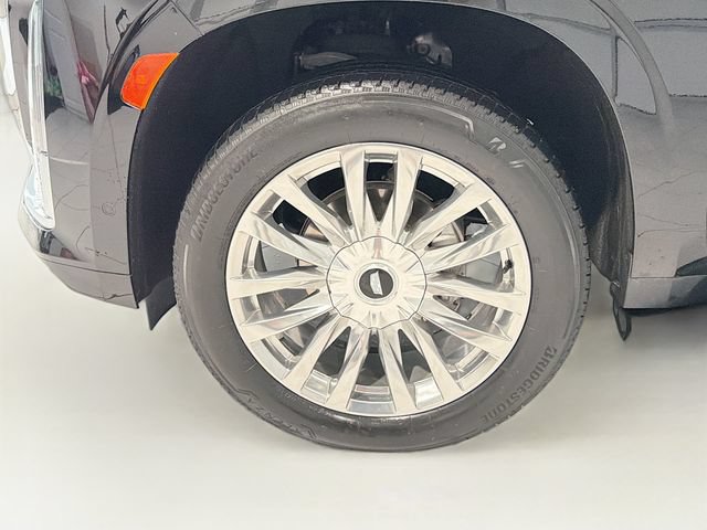 Certified 2023 Cadillac Escalade Premium Luxury w/ LPO, Floor Liner Package AWD/4WD image 29