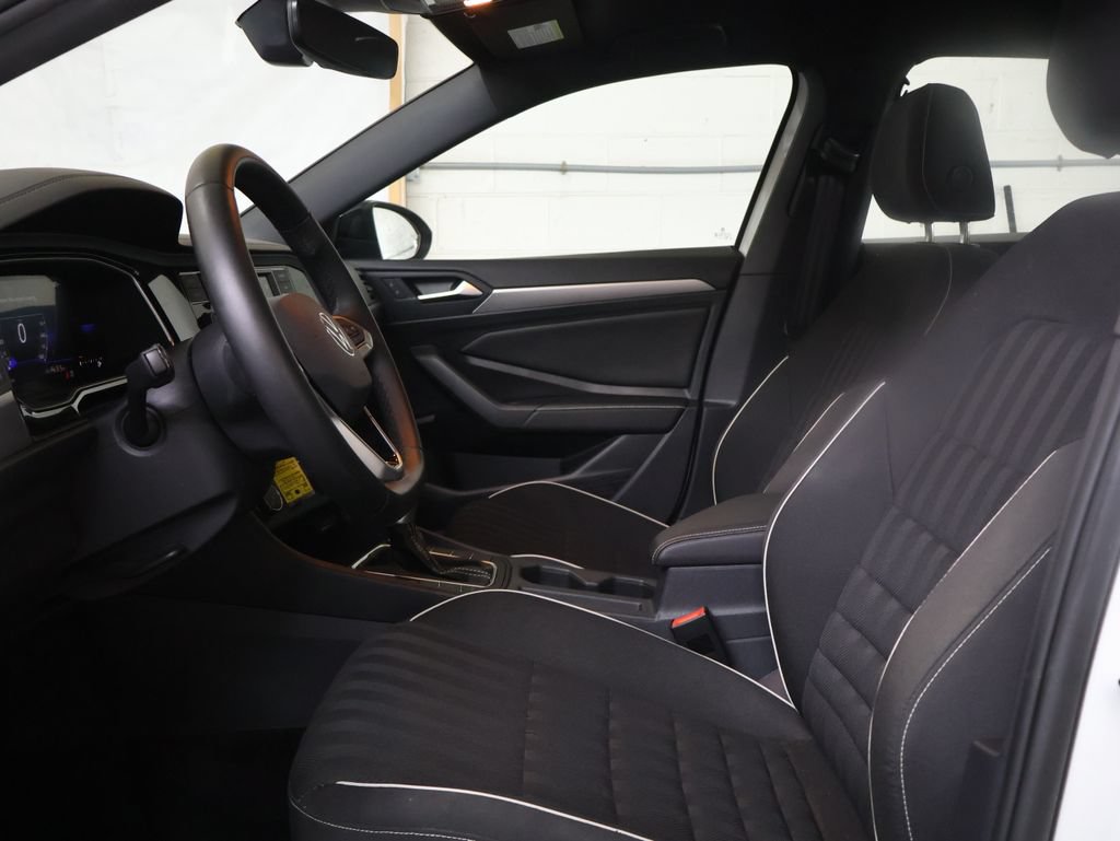 Used 2024 Volkswagen Jetta Sport FWD image 16