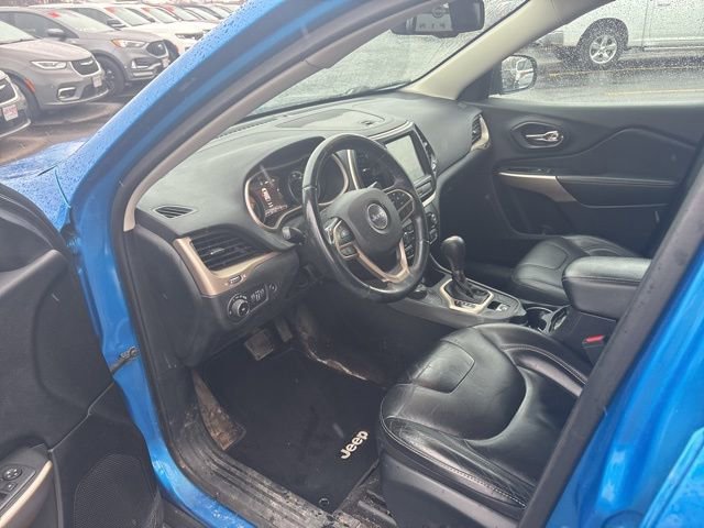 Used 2018 Jeep Cherokee Limited w/ High Altitude Package AWD/4WD image 12