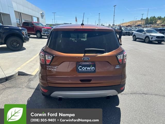 Used 2017 Ford Escape SE AWD/4WD image 6