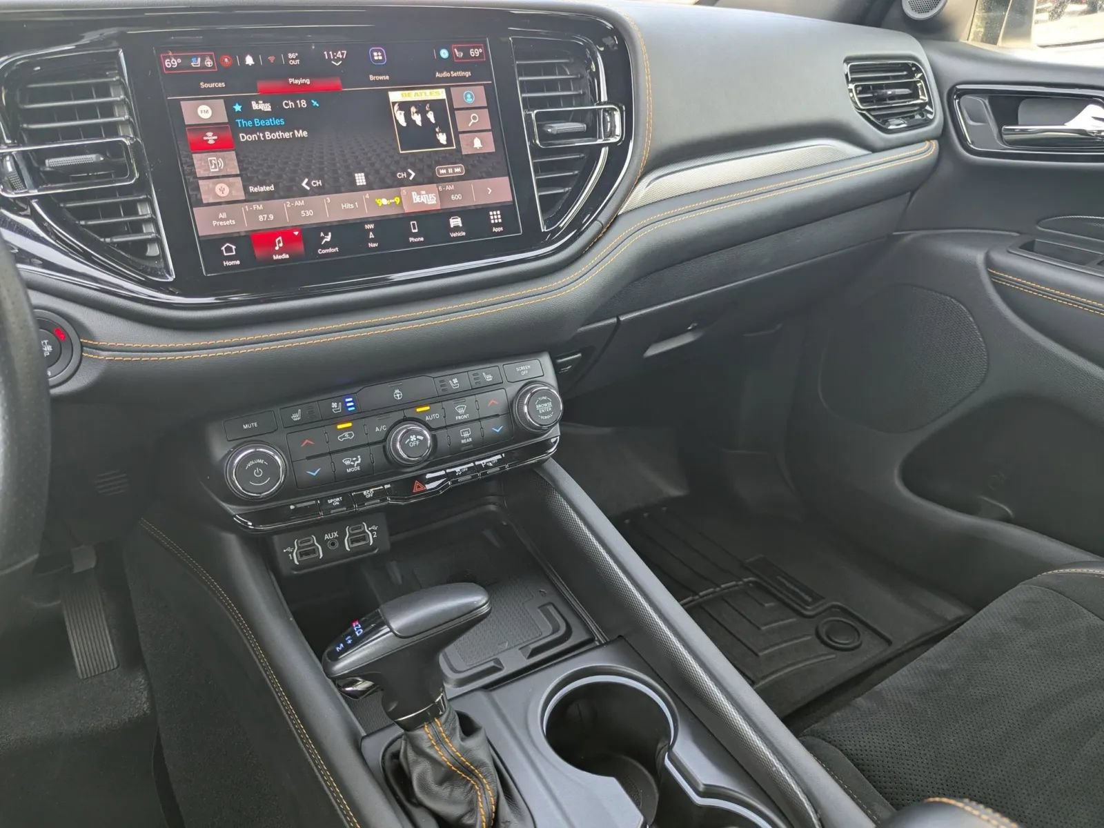 Used 2023 Dodge Durango R/T AWD/4WD image 25