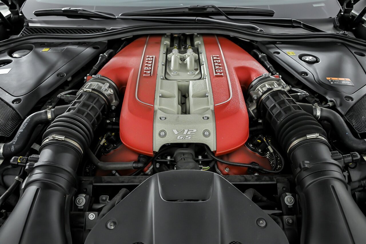 Used 2021 Ferrari 812 GTS RWD image 28