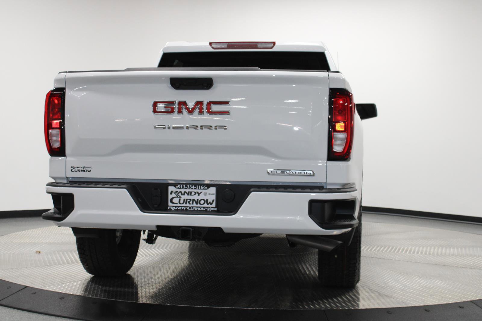 New 2026 GMC Sierra 1500 Elevation image 13