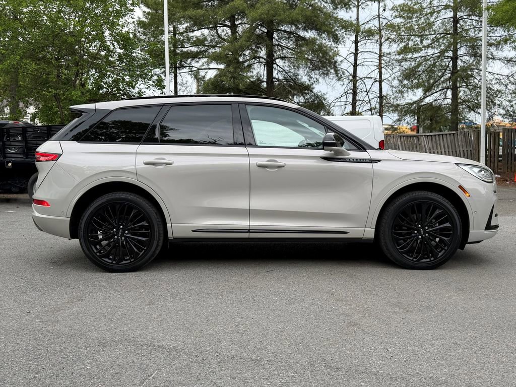 Certified 2023 Lincoln Corsair Reserve w/ Equipment Group 202A AWD/4WD image 8