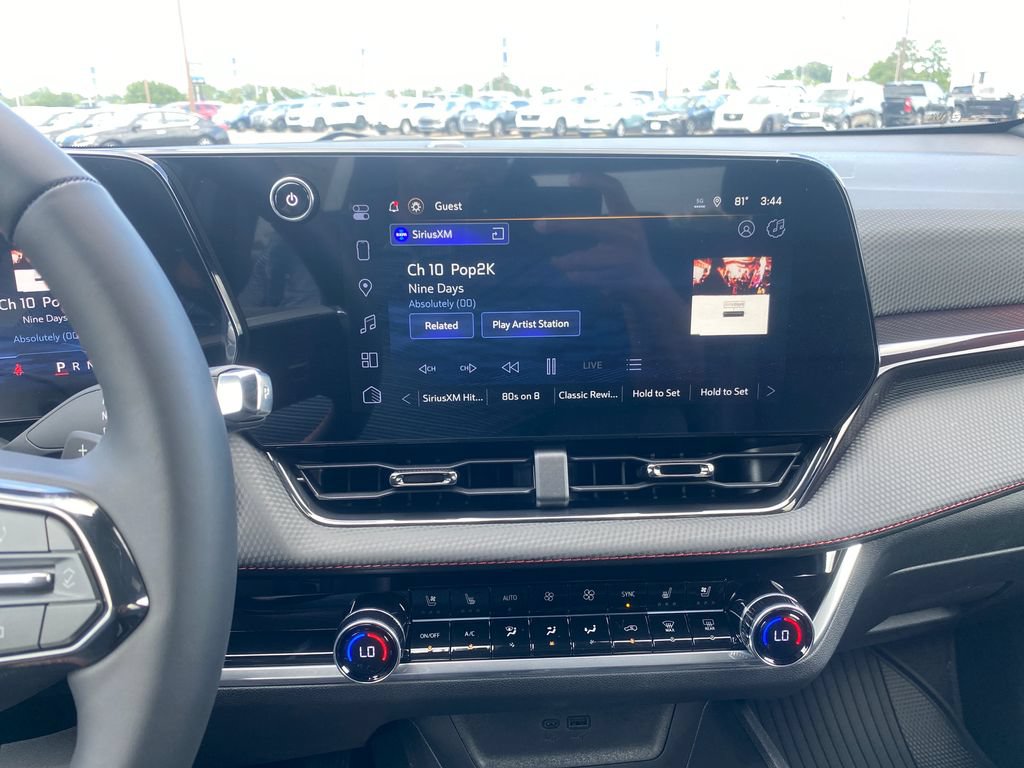 New 2026 Chevrolet Equinox RS w/ Convenience Package III FWD image 19