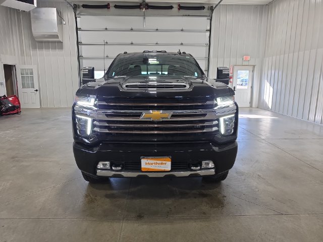 Used 2021 Chevrolet Silverado 3500 High Country w/ Z71 Off-Road Package AWD/4WD image 3