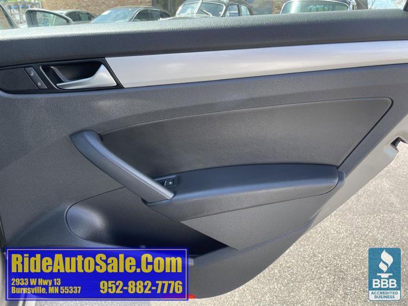 Used 2012 Volkswagen Passat 2.5 SE FWD image 15