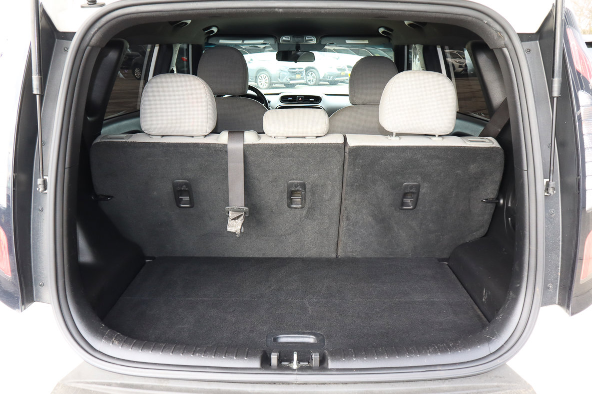 Used 2016 Kia Soul FWD image 9