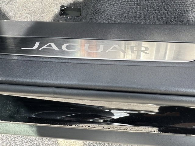 New 2026 Jaguar F-PACE R-Dynamic S image 41
