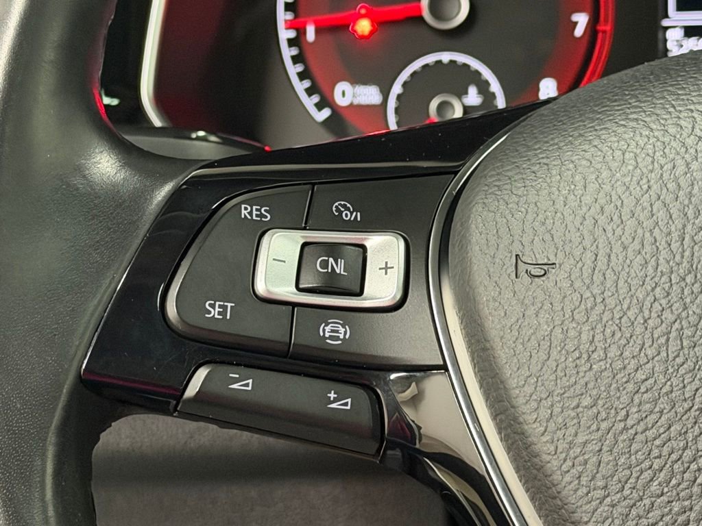 Used 2019 Volkswagen Jetta SE w/ Cold Weather Package image 35