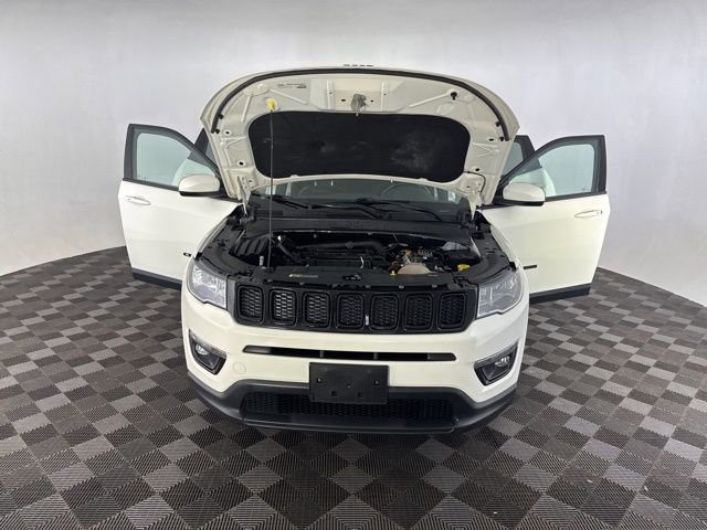 Used 2018 Jeep Compass Latitude w/ Popular Equipment Group AWD/4WD image 11