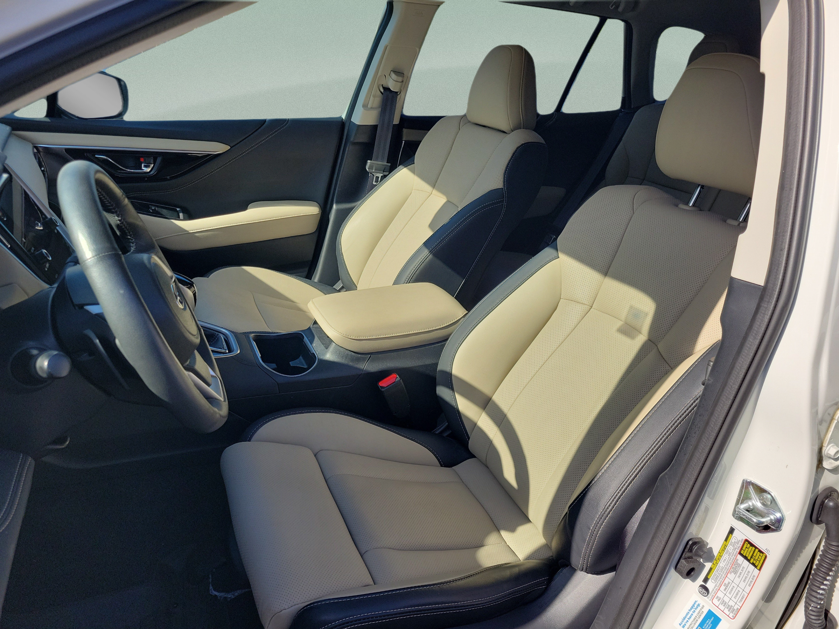 Used 2025 Subaru Outback Limited XT w/ Popular Package #2 AWD/4WD image 17