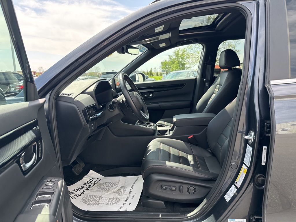 Certified 2025 Honda CR-V Sport Touring image 34
