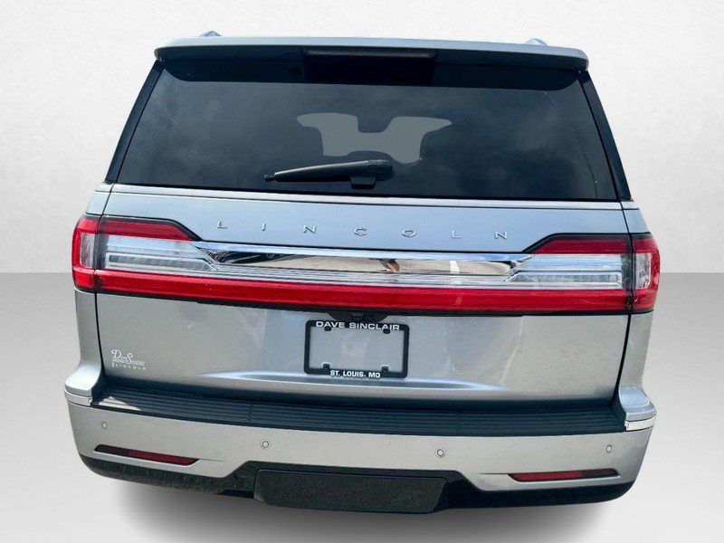 Used 2020 Lincoln Navigator L Reserve w/ Luxury Package AWD/4WD image 6