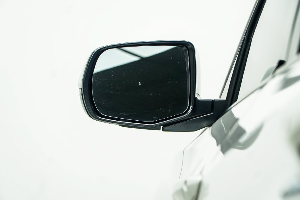 Used 2023 Acura RDX w/ Advance Package FWD image 18