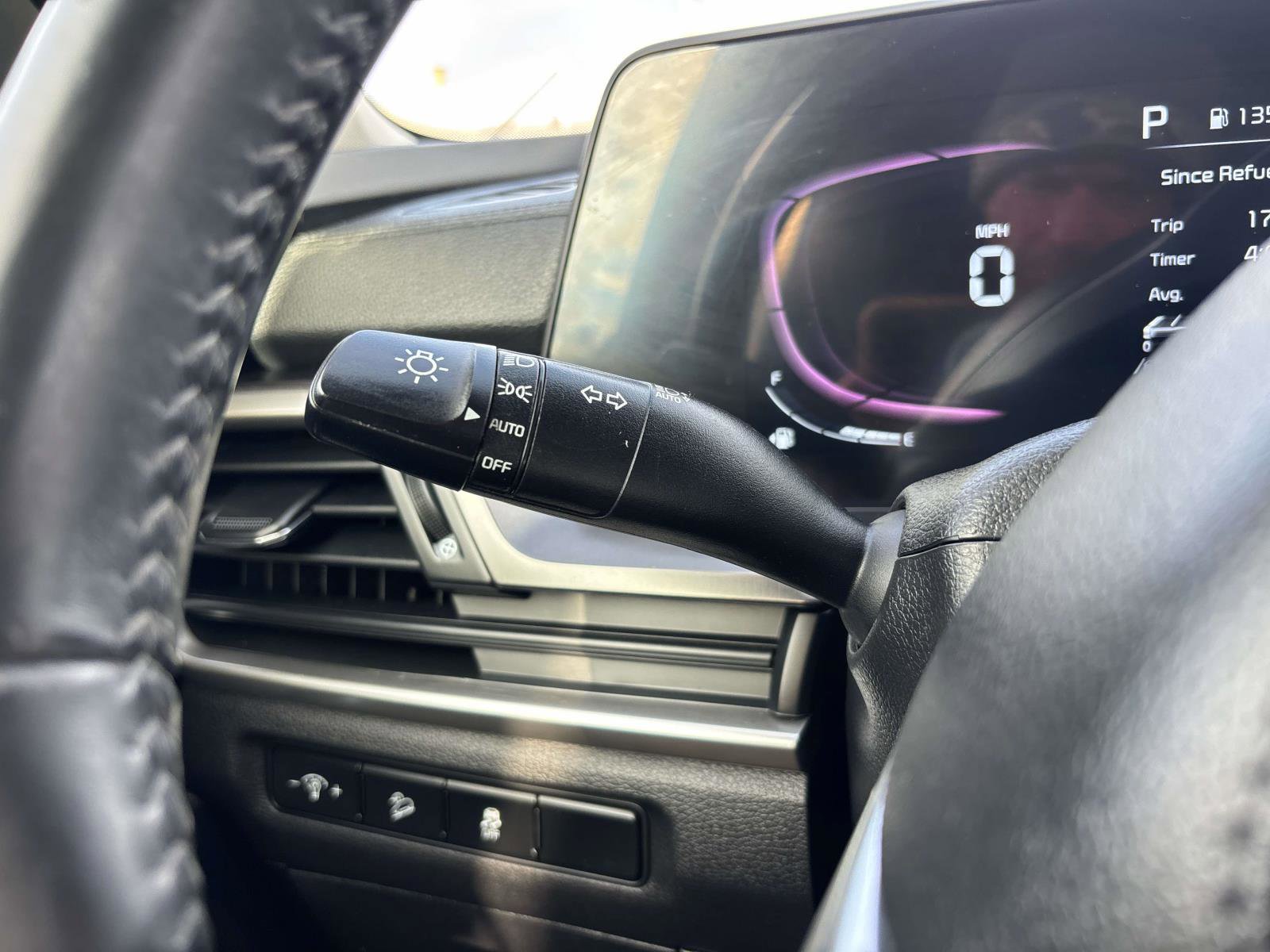 Used 2023 Kia Telluride LX image 30