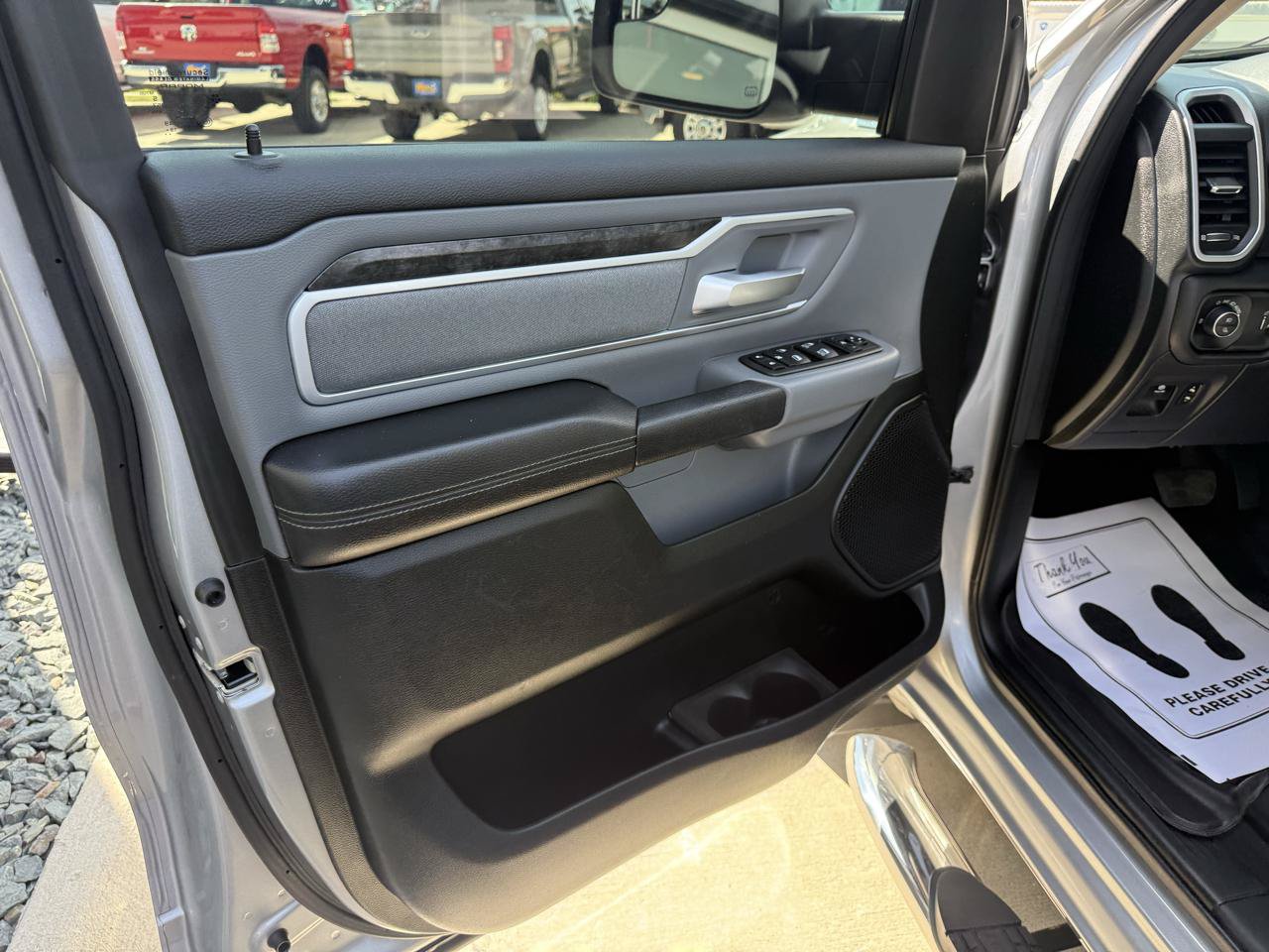 Used 2020 RAM 1500 Big Horn AWD/4WD image 6