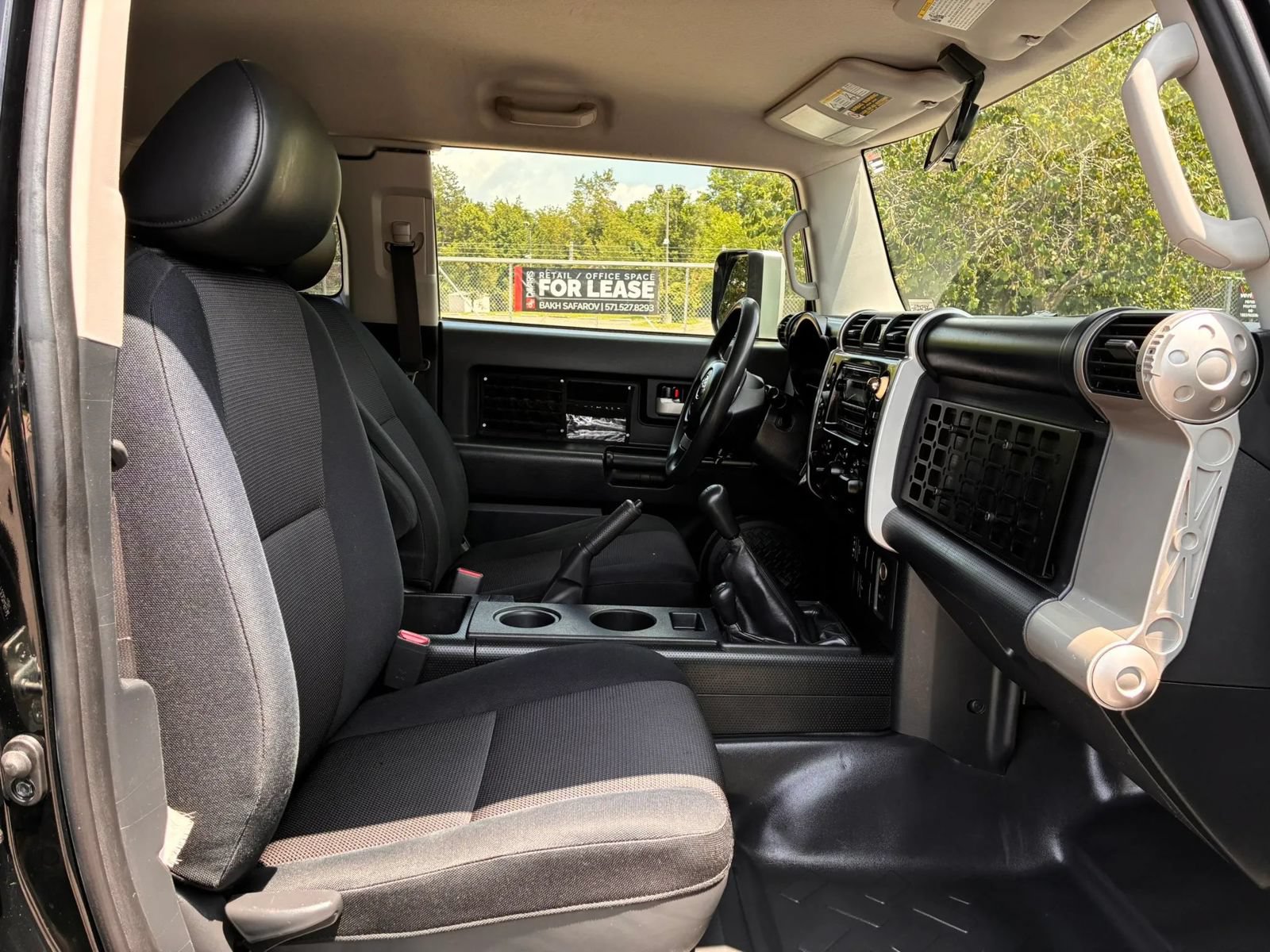 Used 2007 Toyota FJ Cruiser 4WD image 26