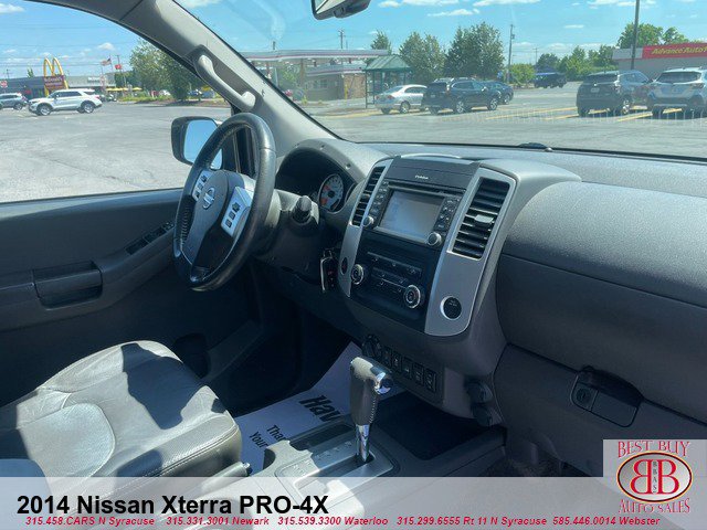 Used 2014 Nissan Xterra PRO-4X w/ Pro-4x Leather Package image 9