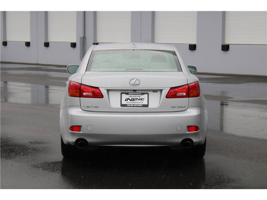 Used 2008 Lexus IS 250 w/ Premium Pkg RWD image 3