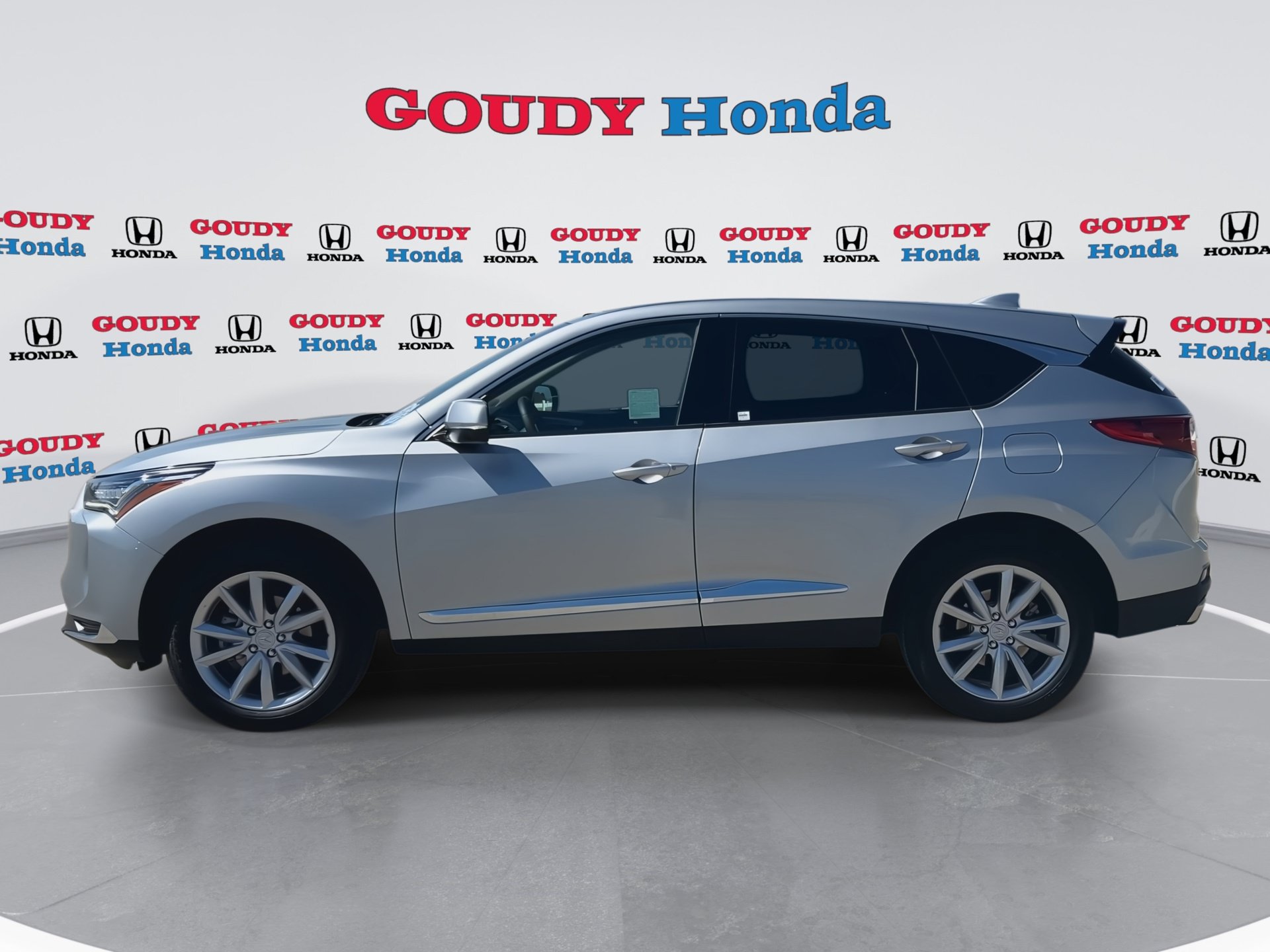 Used 2024 Acura RDX SH-AWD image 5