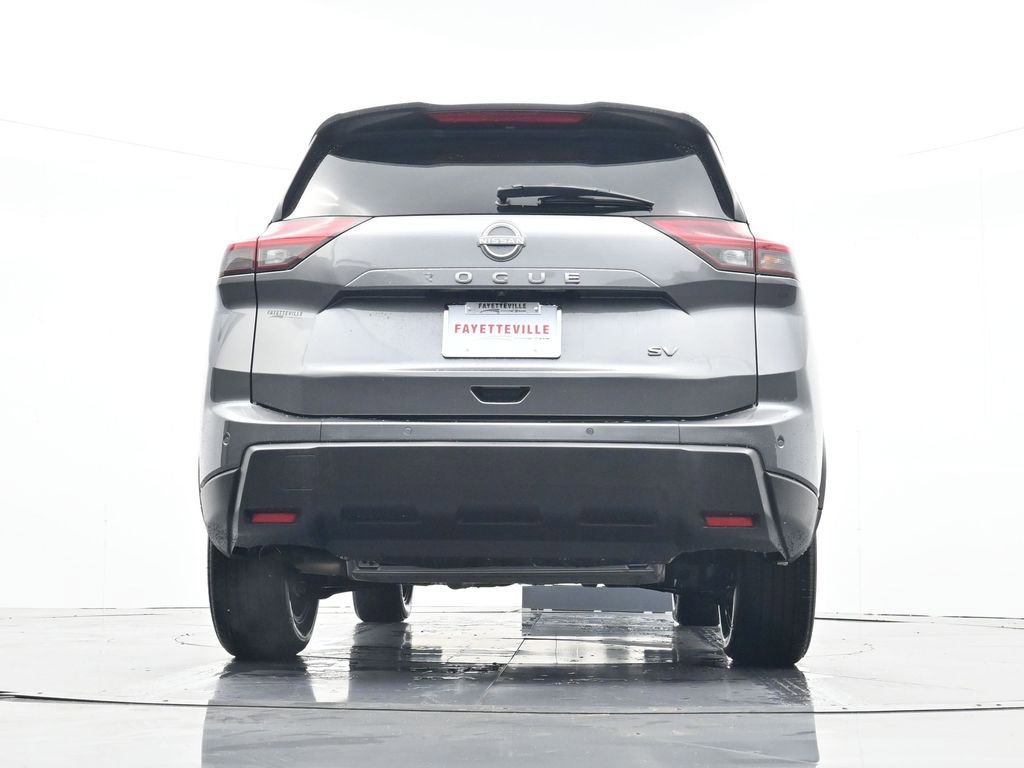 Used 2024 Nissan Rogue SV image 37