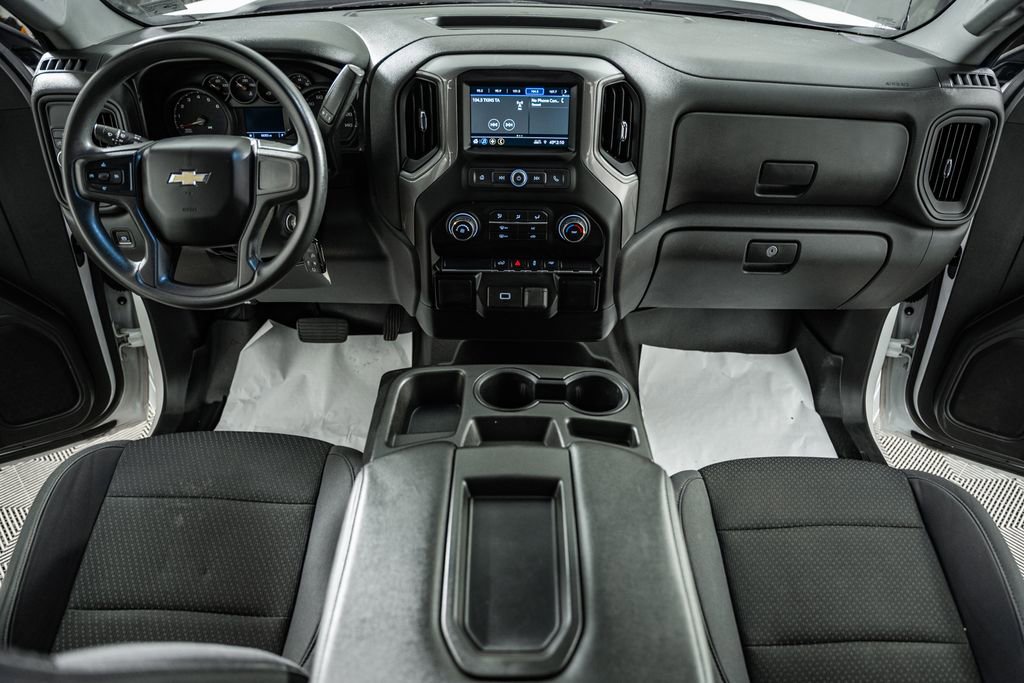 Used 2019 Chevrolet Silverado 1500 Custom w/ Custom Convenience Package image 19
