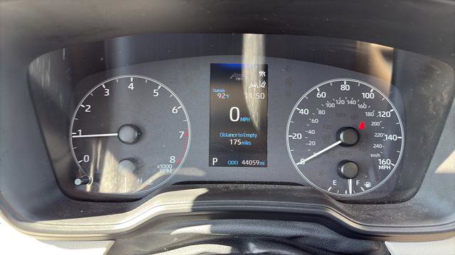 Used 2023 Toyota Corolla LE w/ LE Convenience Package FWD image 11