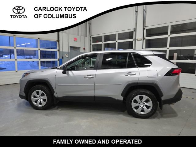 Used 2023 Toyota RAV4 LE image 9