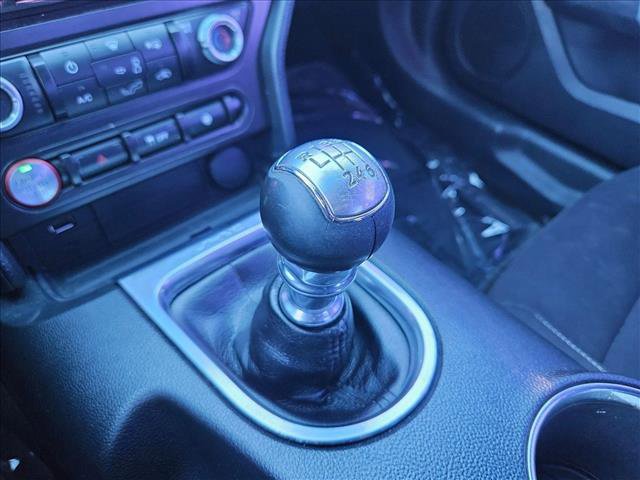 Used 2018 Ford Mustang Coupe image 14