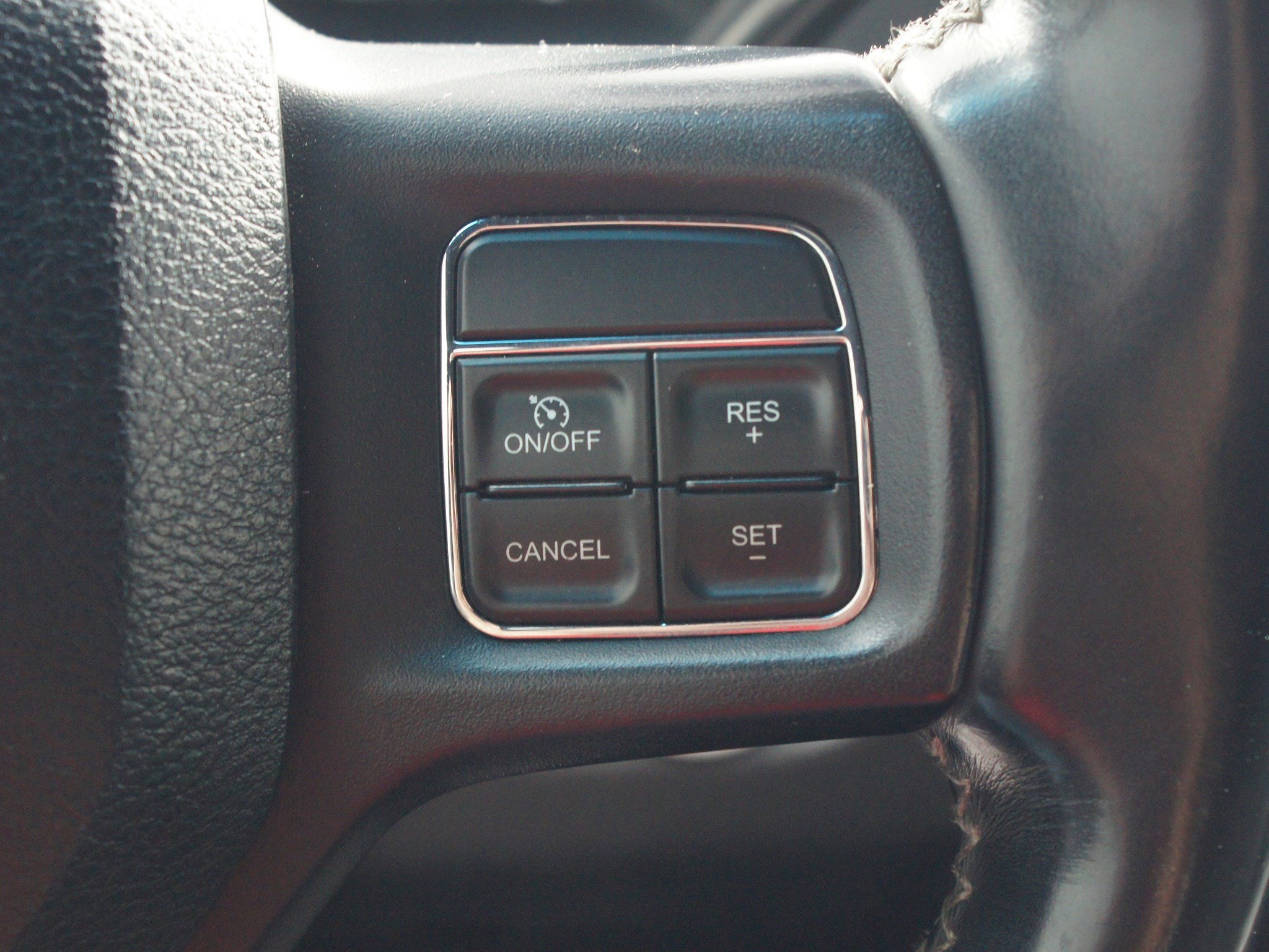 Used 2018 RAM 2500 Power Wagon w/ Leather & Luxury Group image 10