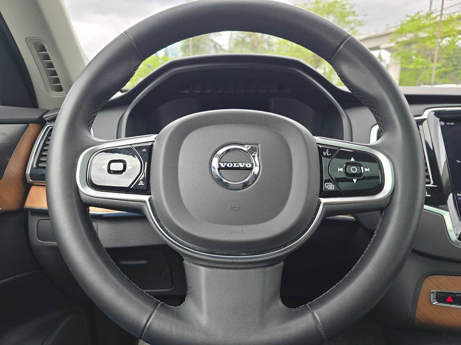 Certified 2023 Volvo XC90 B6 Plus w/ Protection Package Premier AWD/4WD image 24