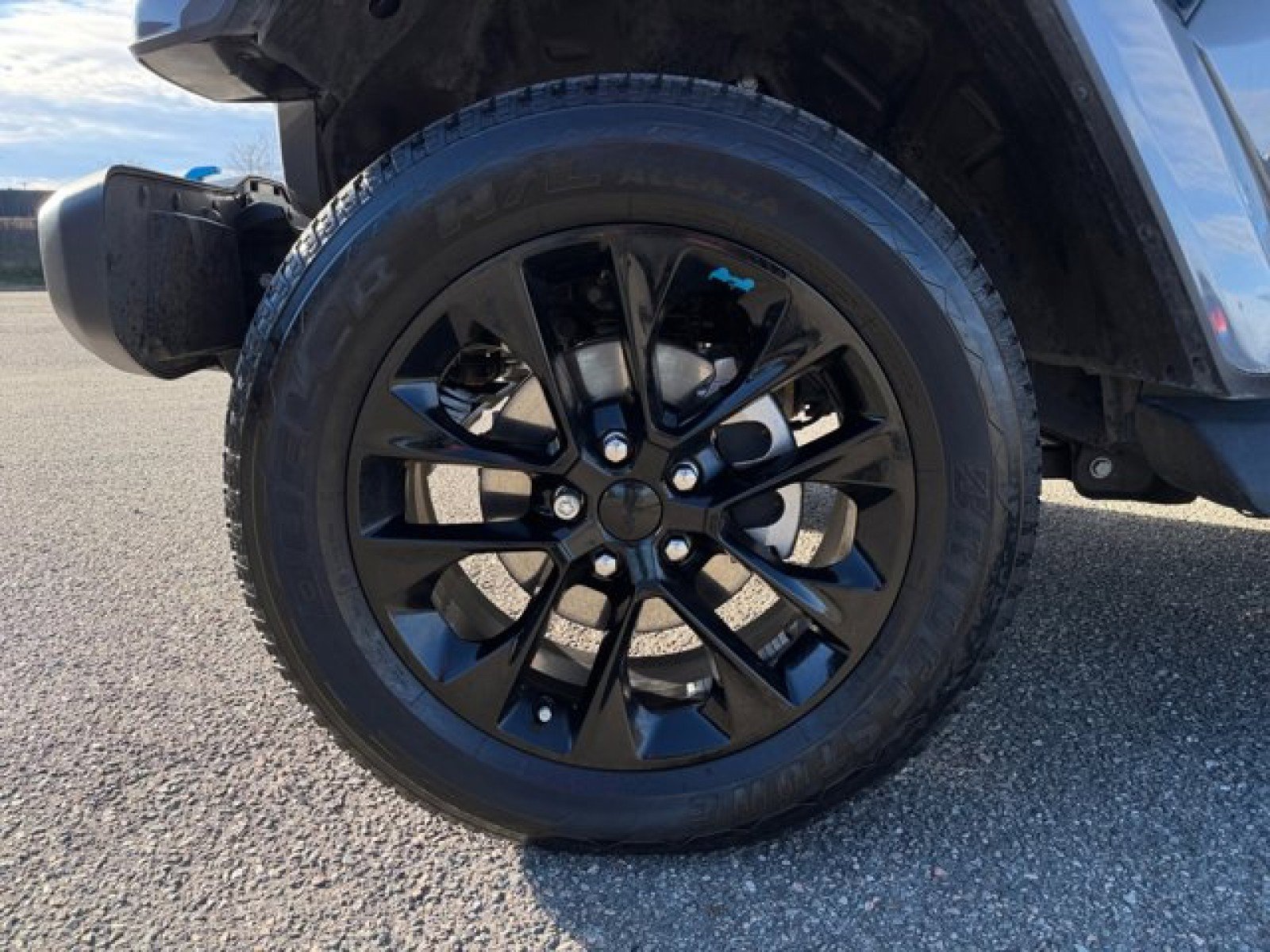 Used 2023 Jeep Wrangler Unlimited Sahara w/ Cold Weather Group image 9