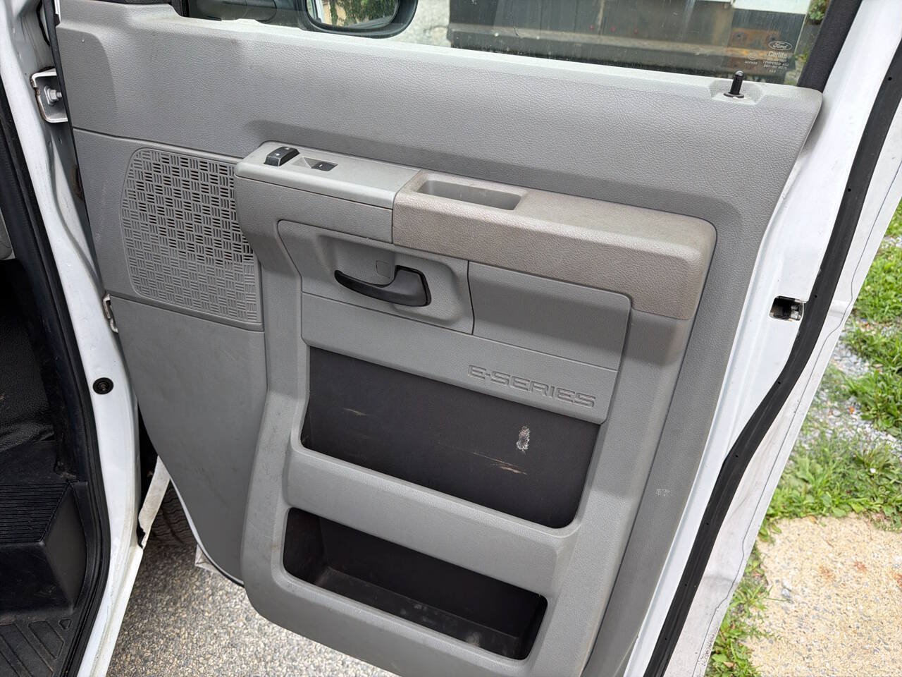 Used 2021 Ford E-350 and Econoline 350 Super Duty w/ Power Windows & Locks Group RWD image 17