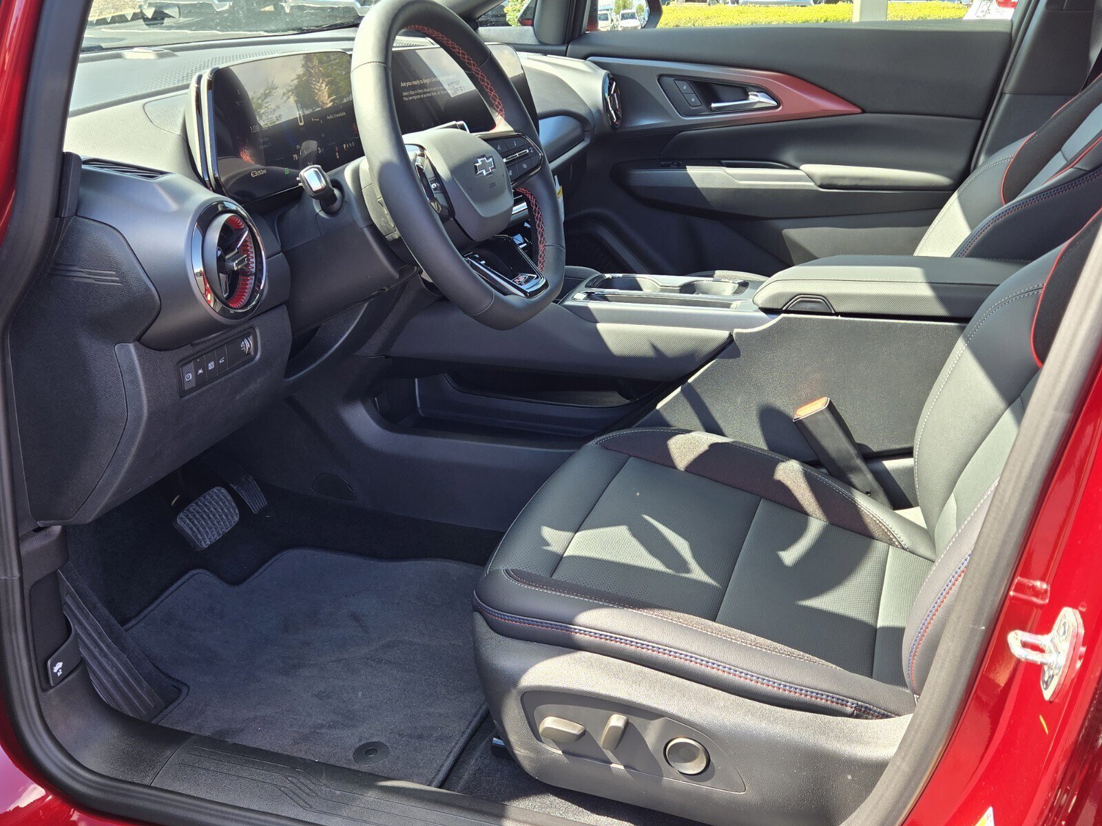 New 2026 Chevrolet Equinox EV RS image 6