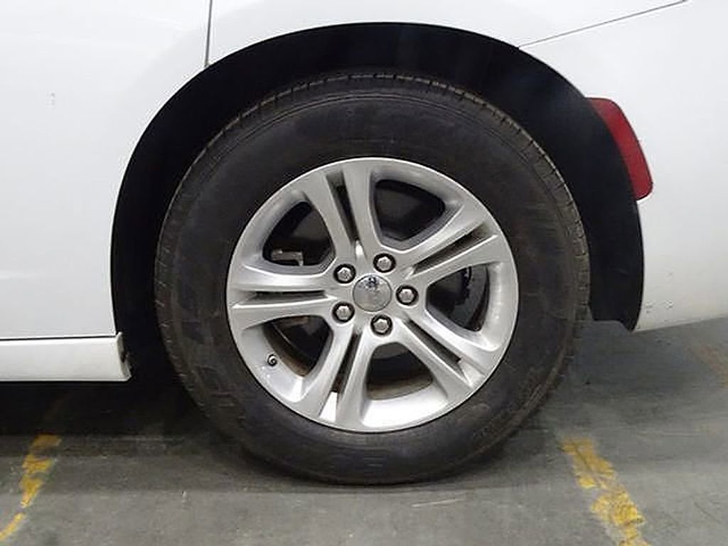 Used 2023 Dodge Charger SXT image 40